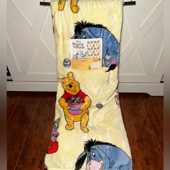 Winnie the Pooh Easter Plush Throw Blanket - Picture 3 of 4
